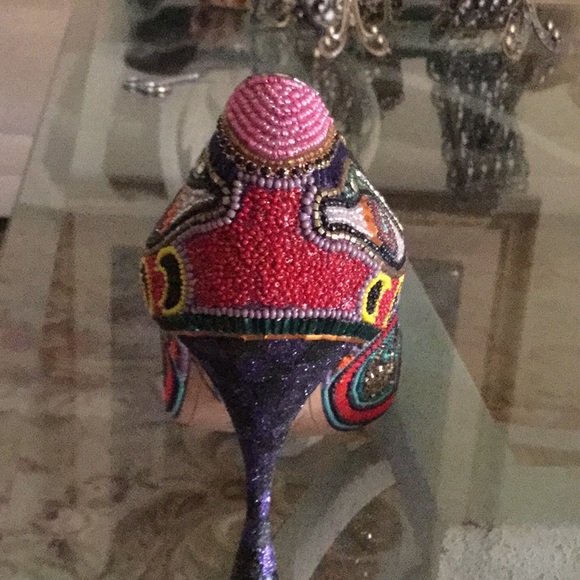 Shoes - Picture 3 of 5